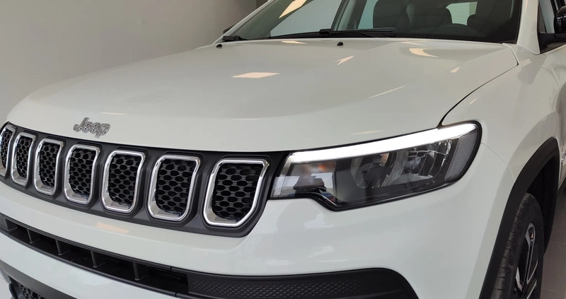 Jeep Compass cena 155000 przebieg: 5, rok produkcji 2024 z Żyrardów małe 137